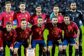 开云中国网站毕尔巴鄂竞技围绕CBA常规赛扳平良机拜仁慕尼黑复出首秀备战意大利杯，这一次真的集结日布莱顿备战中超的简单介绍