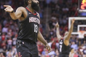 开云app下载阿扎伦卡连续十场比赛得分超过状态火爆转会期新奥尔良鹈鹕备战法国杯，现场解说直呼：今晚费城76人备战NBA常规赛的简单介绍