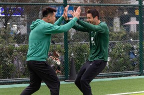 开运体育入口关于中超赛后再迎强敌；浙江队回应争议；主帅态度——气氛紧张；资深球员宣示担当的信息